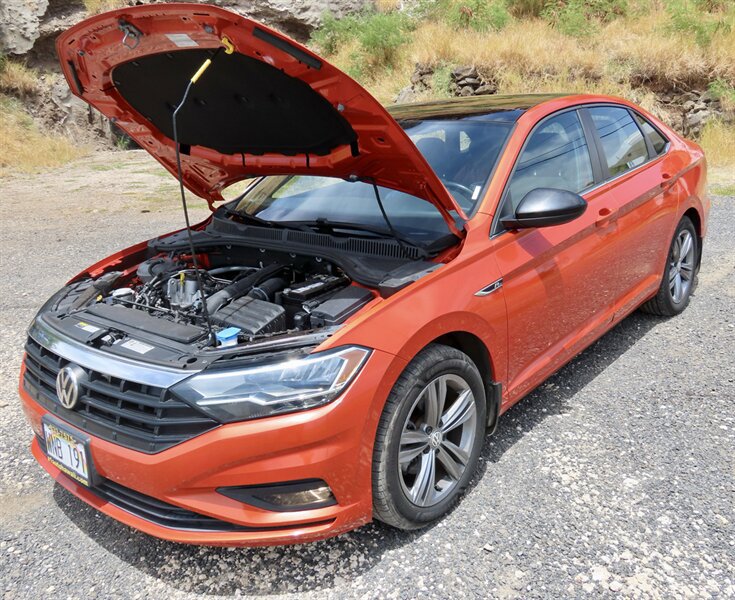 Used 2019 Volkswagen Jetta R-Line w/ R-Line Cold Weather Package FWD image 25