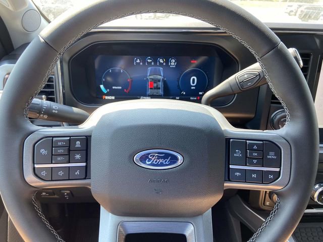 New 2026 Ford F250 Lariat w/ Black Appearance Package AWD/4WD image 21