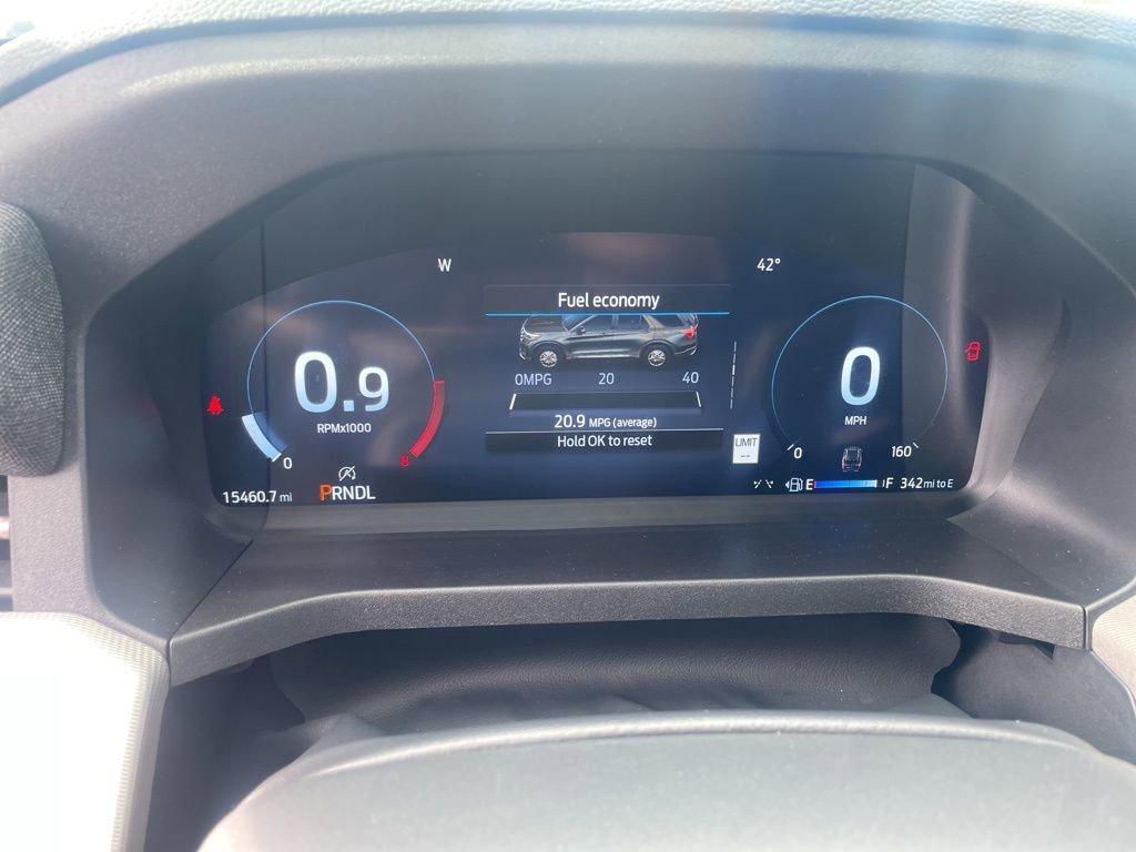 Used 2025 Ford Explorer Active image 15