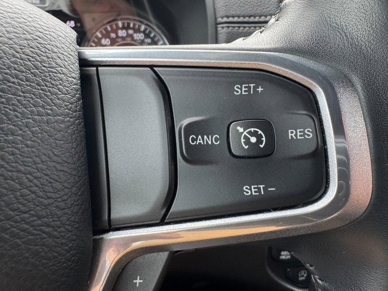 Used 2023 RAM 1500 Laramie AWD/4WD image 17
