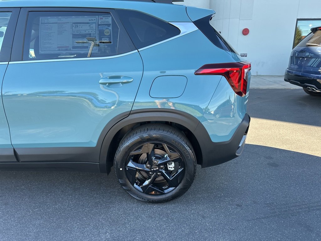 New 2026 Kia Seltos EX image 10