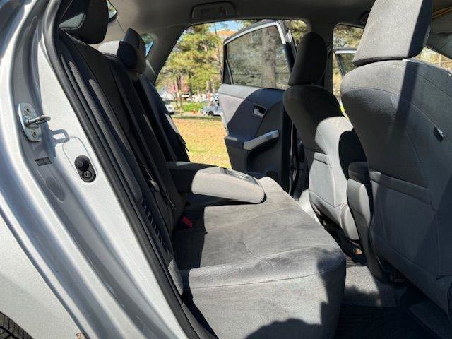 Used 2010 Toyota Prius One image 16