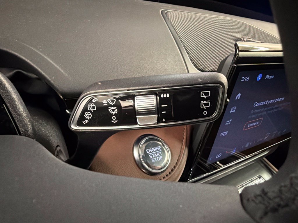 New 2026 Lincoln Nautilus Reserve AWD/4WD image 23