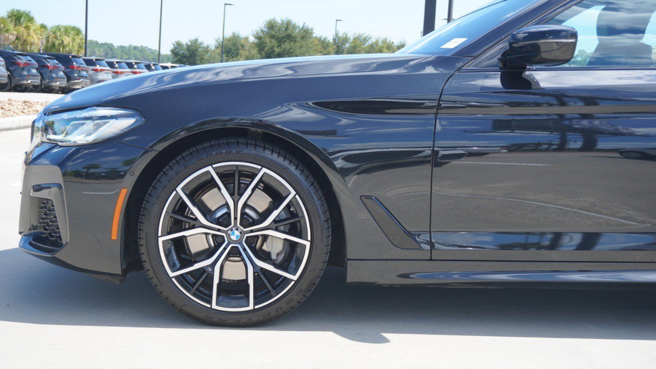 Used 2023 BMW 530i w/ M Sport Package RWD image 10