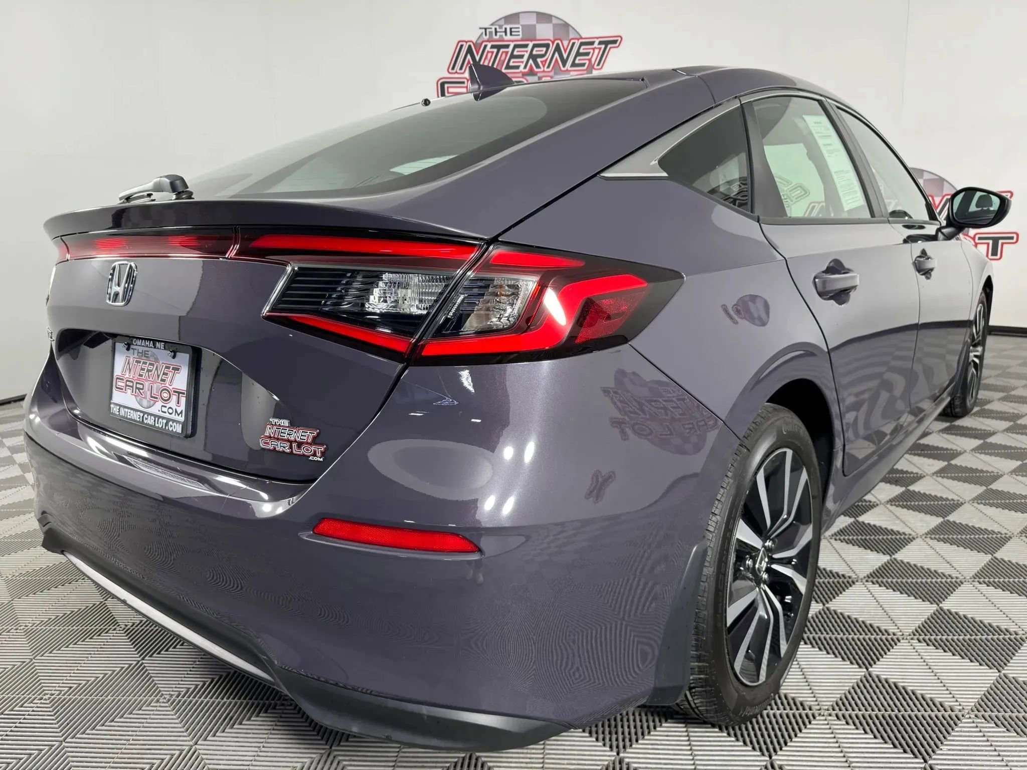 Used 2024 Honda Civic EX-L image 29