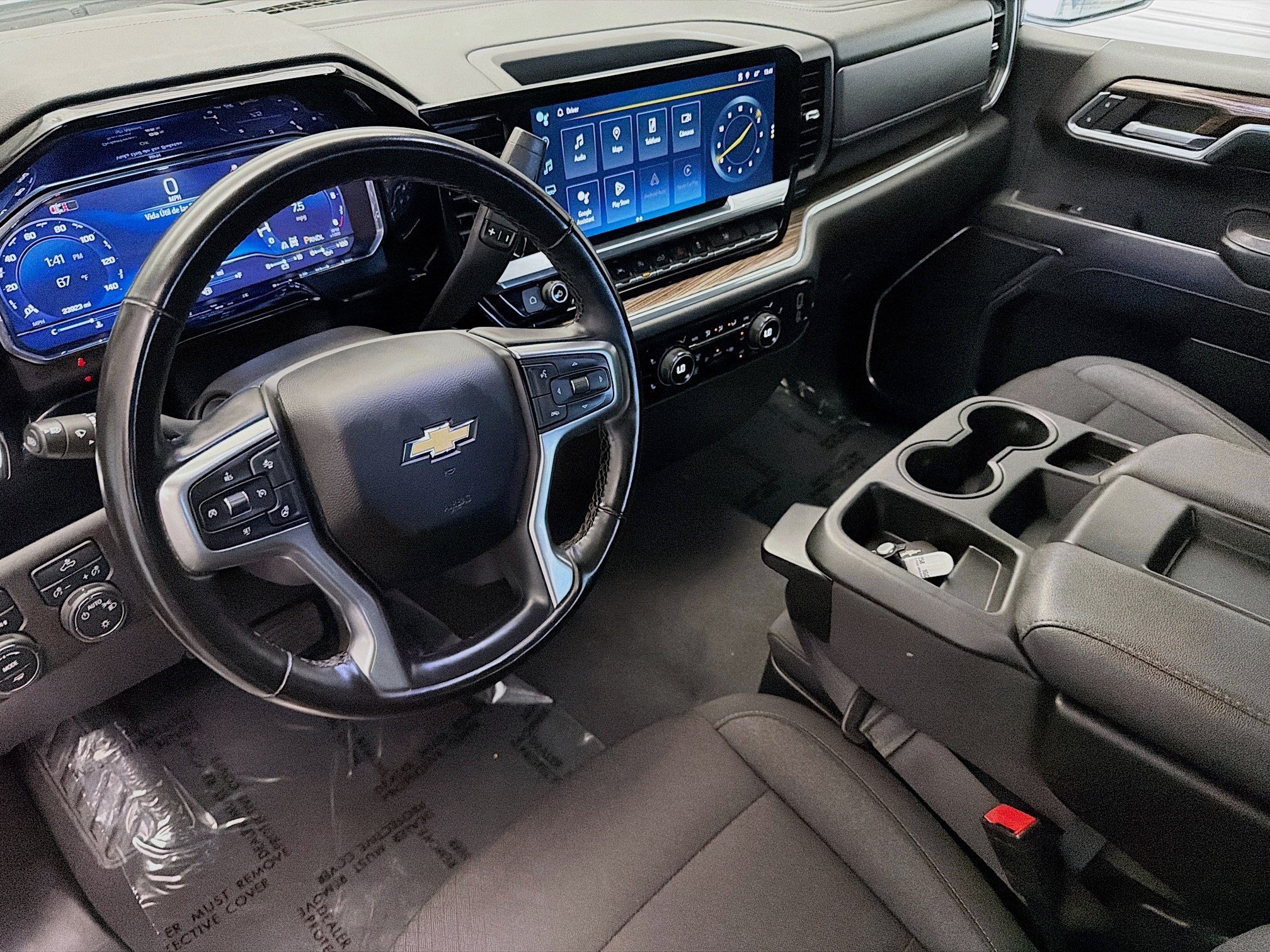 Used 2024 Chevrolet Silverado 1500 LT w/ Protection Package AWD/4WD image 7