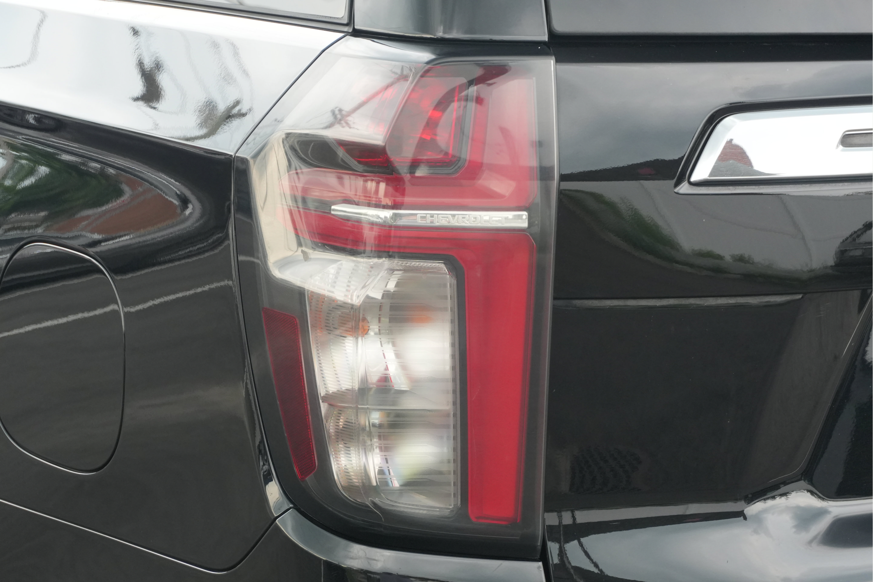 Used 2024 Chevrolet Suburban LT AWD/4WD image 50
