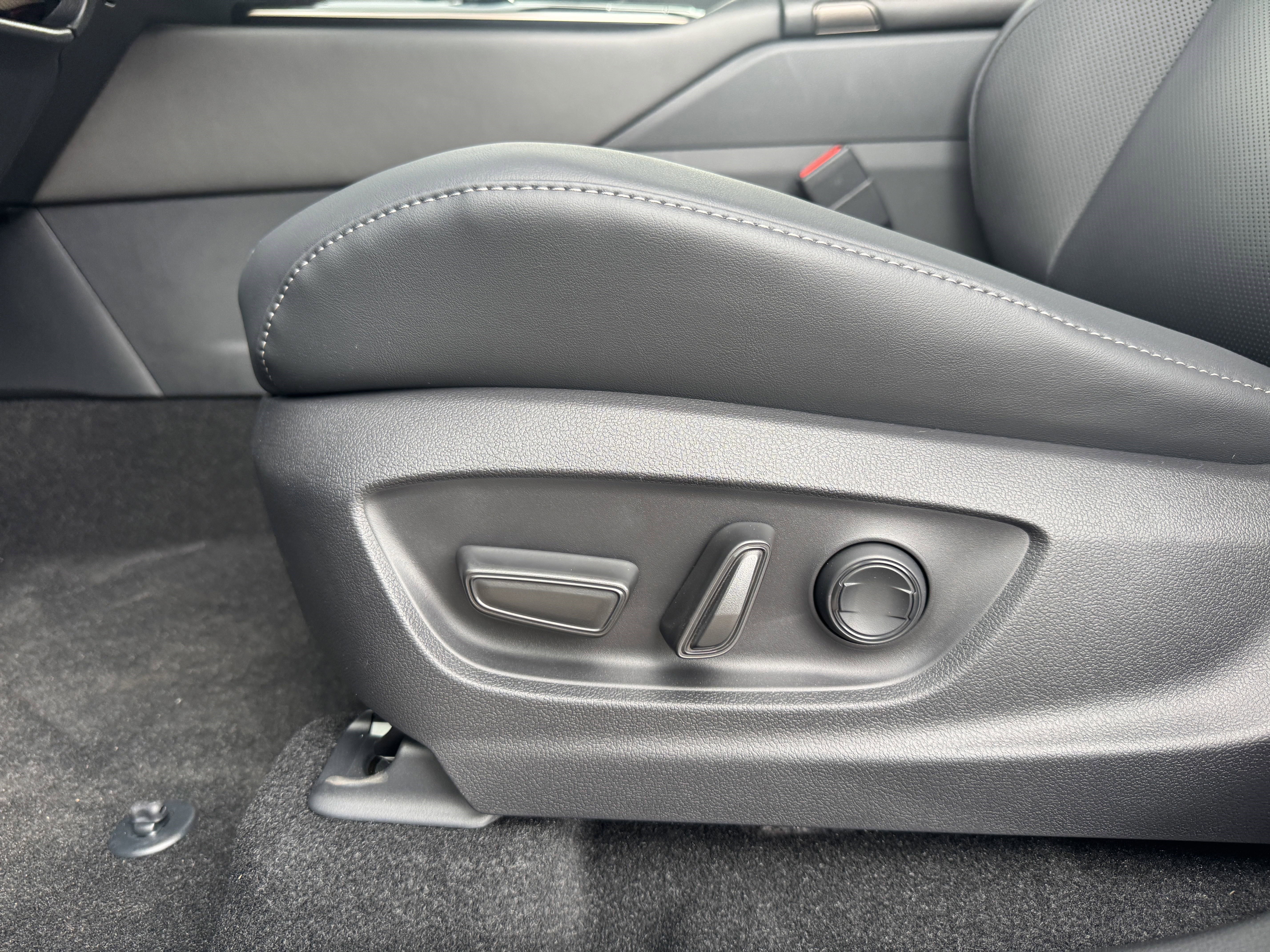 New 2026 Toyota Crown Nightshade image 12