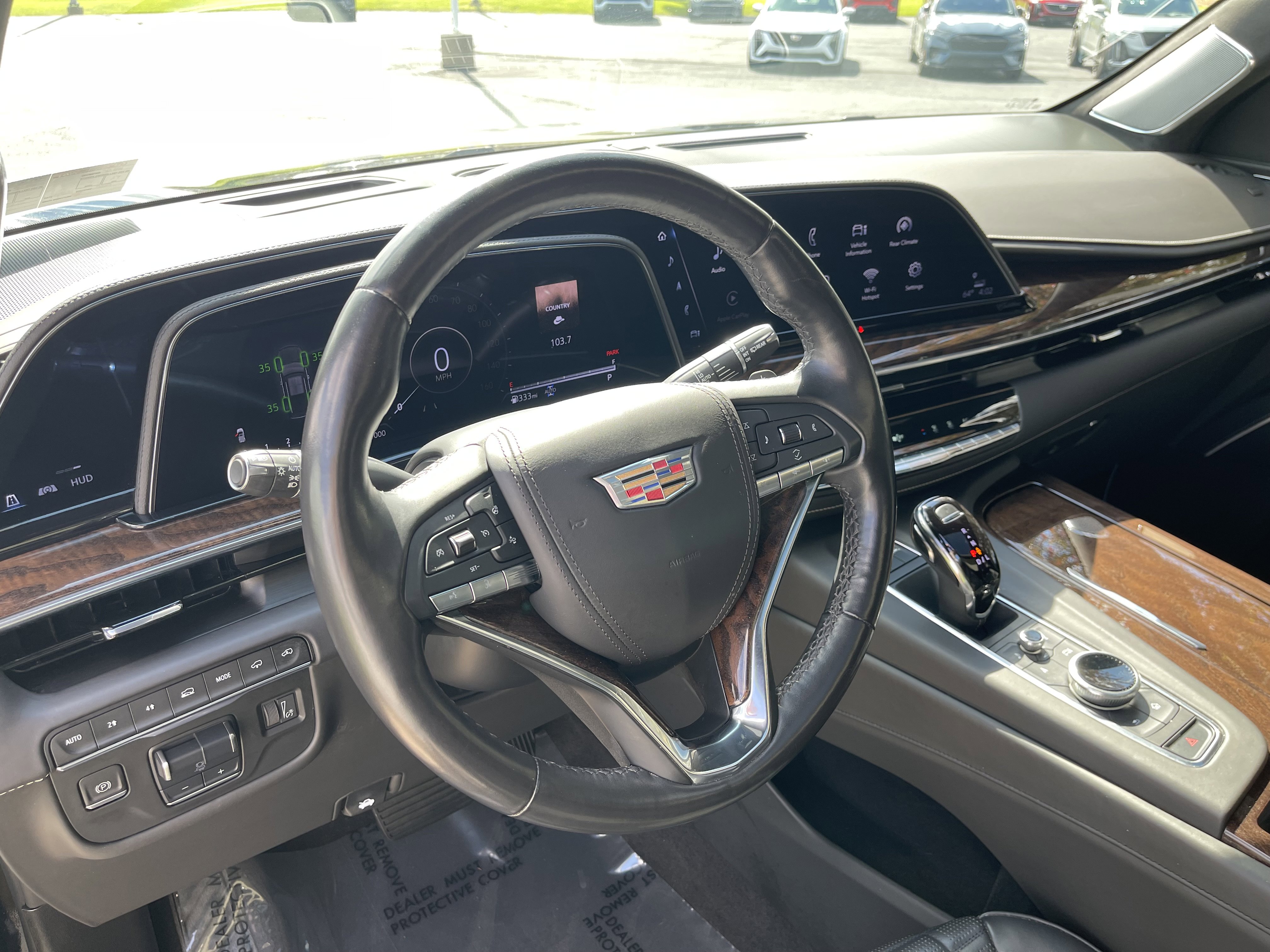 Used 2022 Cadillac Escalade ESV Premium Luxury Platinum AWD/4WD image 20