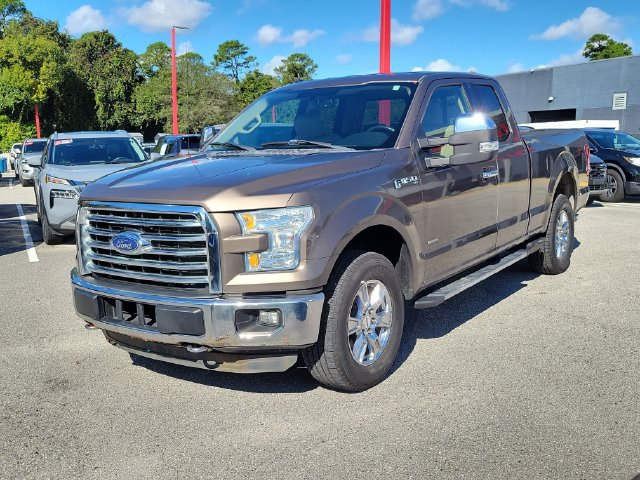 Used 2015 Ford F150 XLT w/ Equipment Group 302A Luxury AWD/4WD image 5