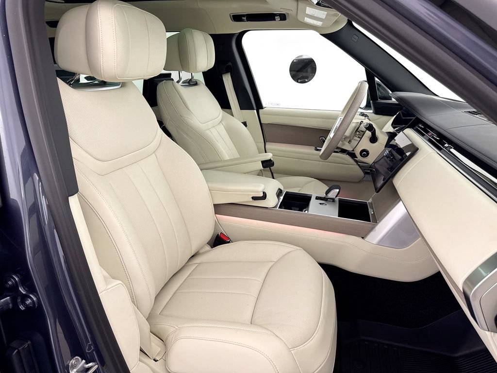 New 2026 Land Rover Range Rover Long Wheelbase Autobiography AWD/4WD image 30