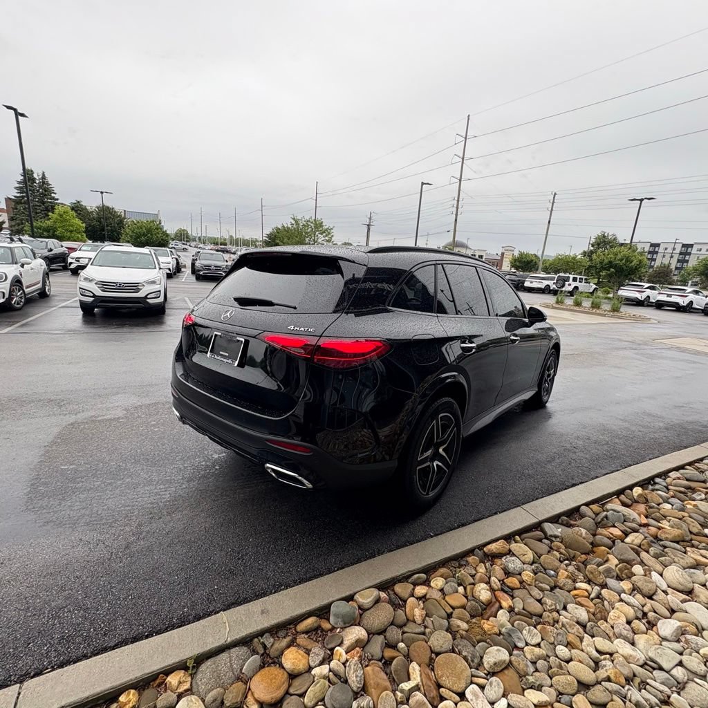 Certified 2025 Mercedes-Benz GLC 300 4MATIC image 6