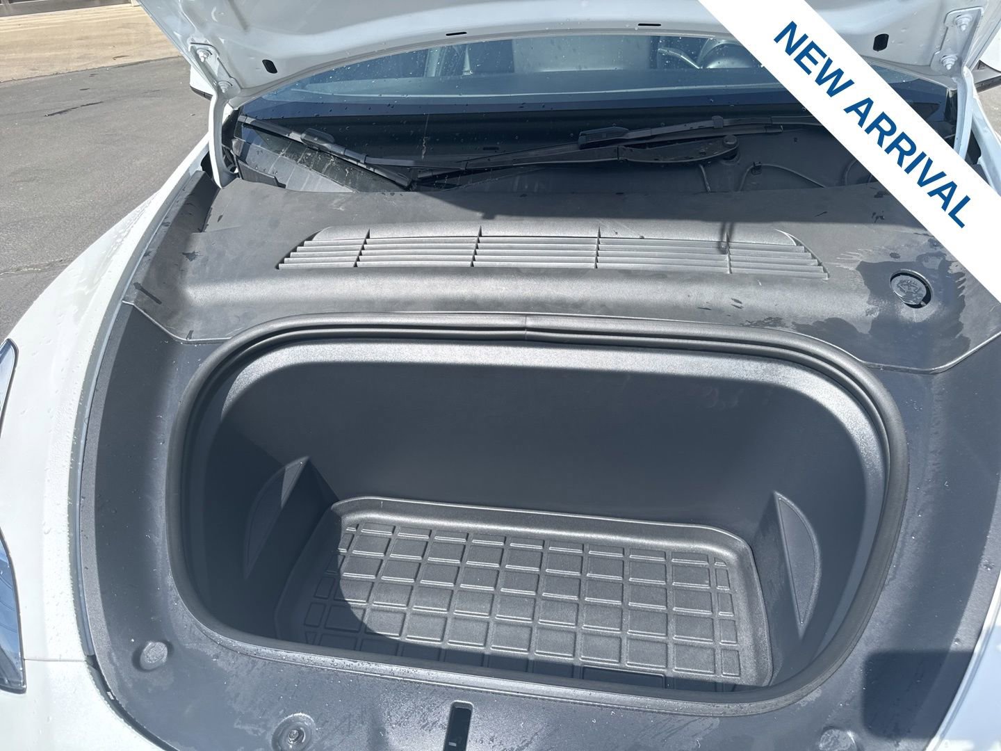 Used 2024 Tesla Model Y Performance image 26