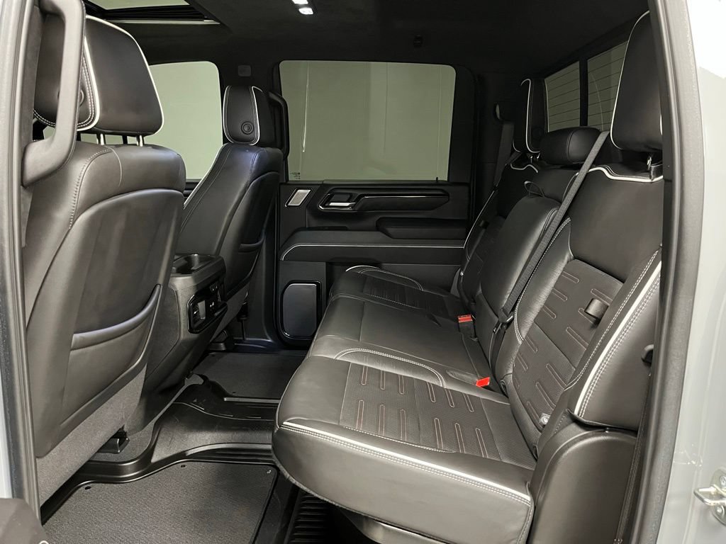 Used 2024 GMC Sierra 2500 AT4X AWD/4WD image 46