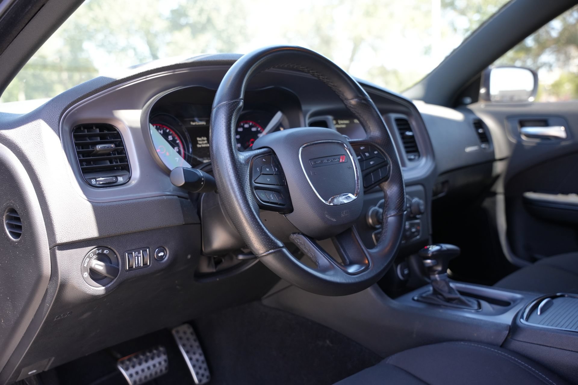 Used 2023 Dodge Charger R/T w/ Blacktop Package RWD image 15