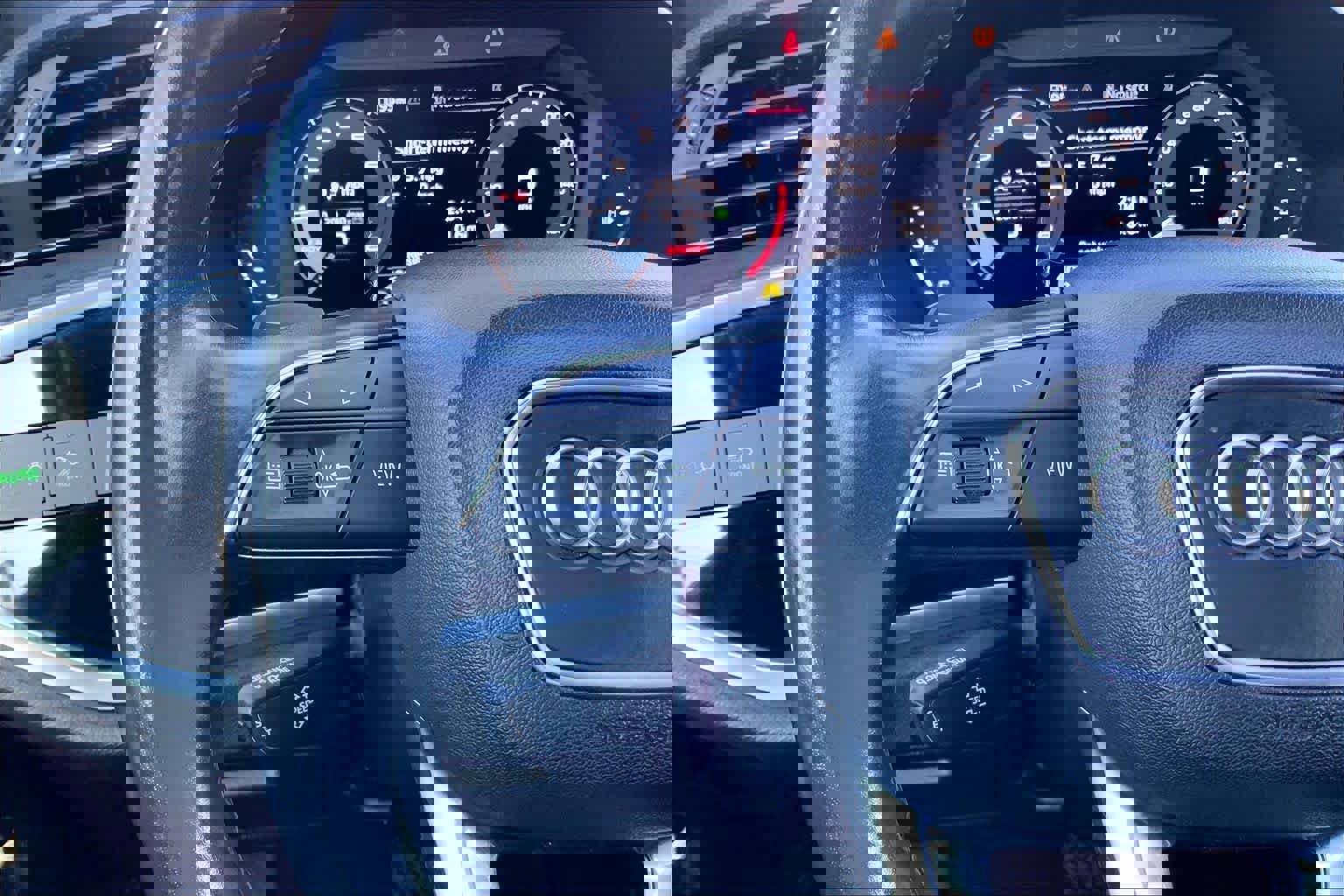 Used 2023 Audi Q3 2.0T Premium image 24