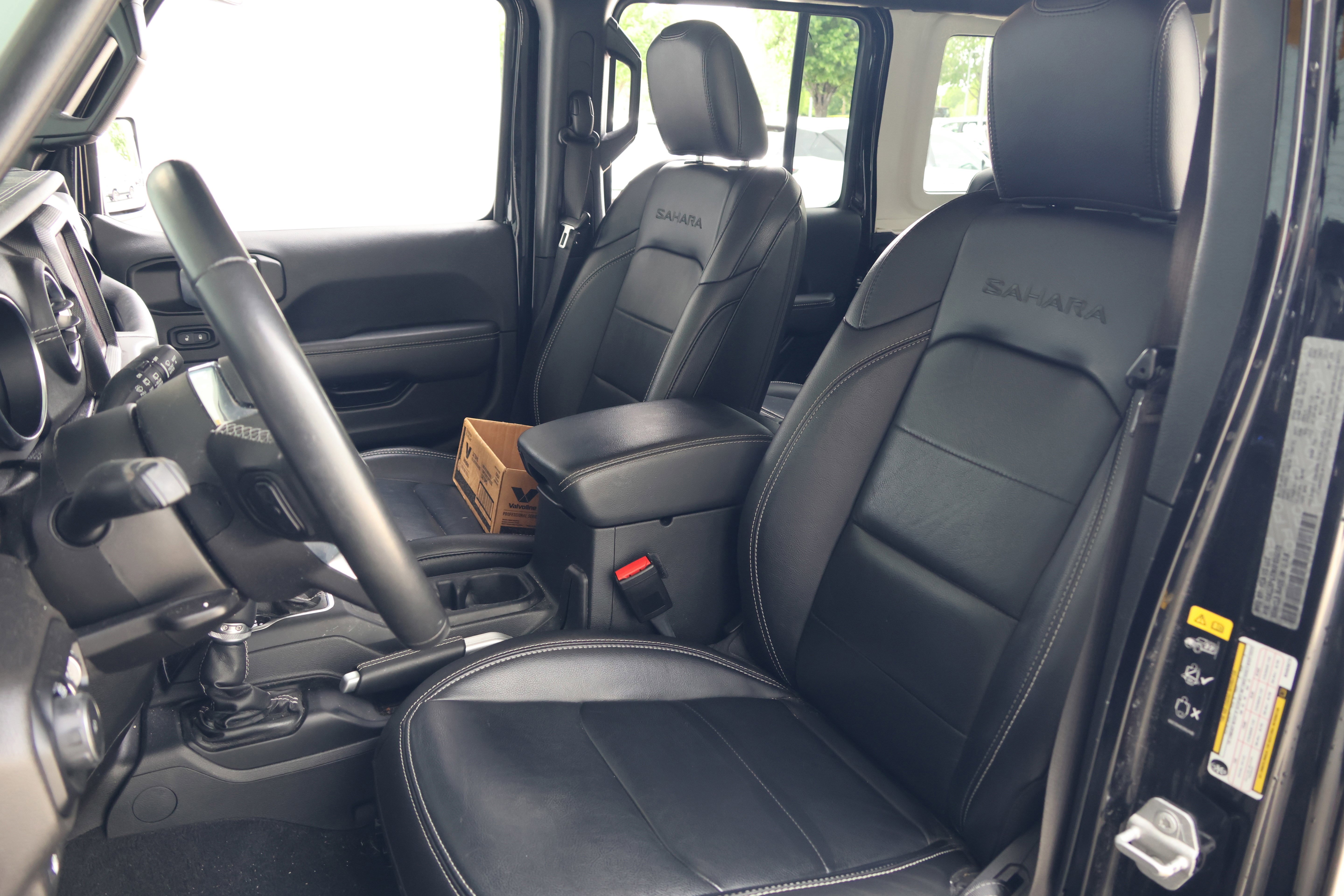 Used 2021 Jeep Wrangler Unlimited Sahara image 34