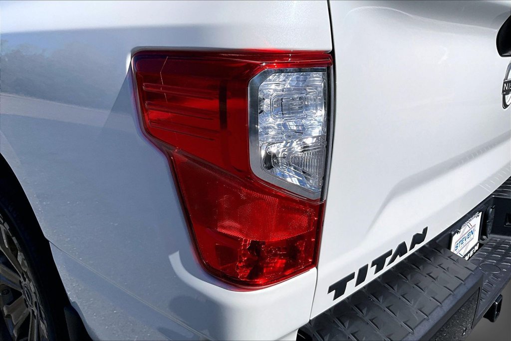 Certified 2024 Nissan Titan SV w/ SV Bronze Edition Package AWD/4WD image 28