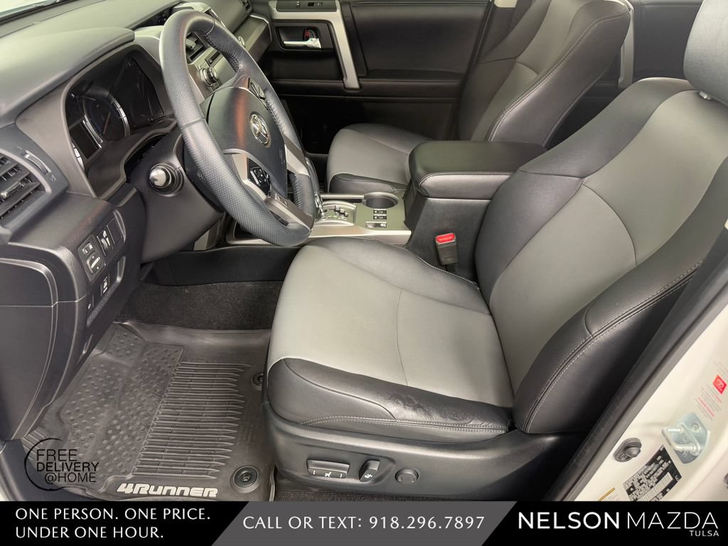 Used 2019 Toyota 4Runner SR5 Premium AWD/4WD image 19