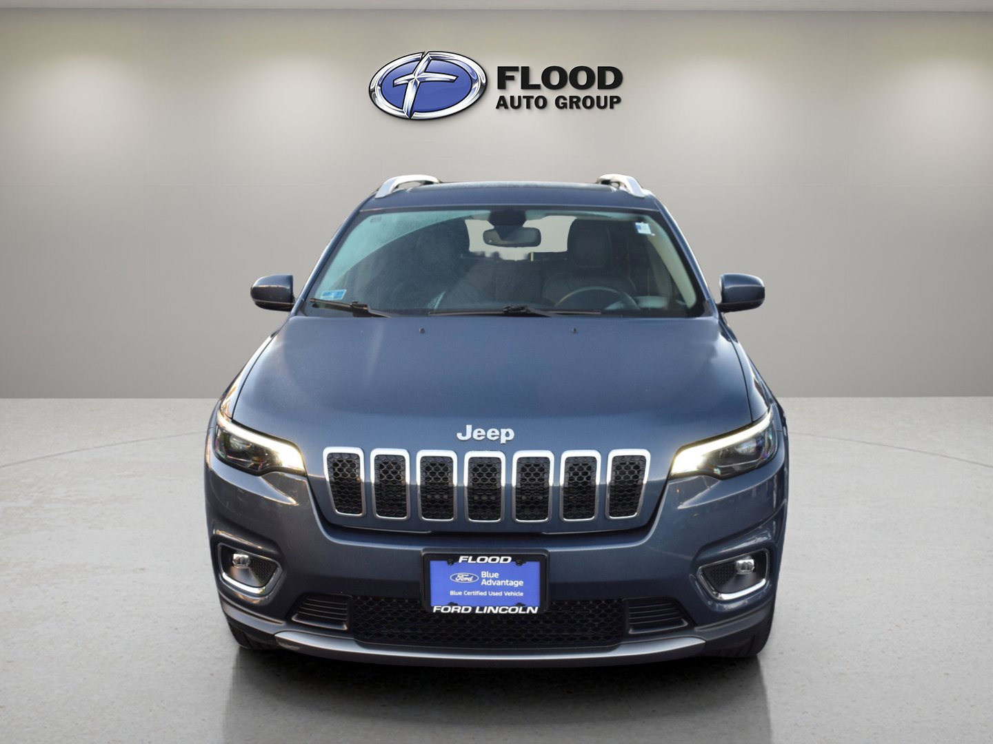 Used 2020 Jeep Cherokee Limited image 2
