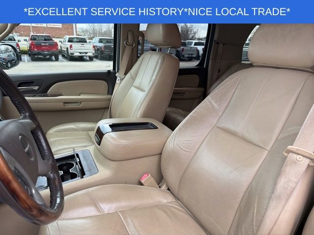 Used 2009 GMC Yukon XL Denali AWD/4WD image 21