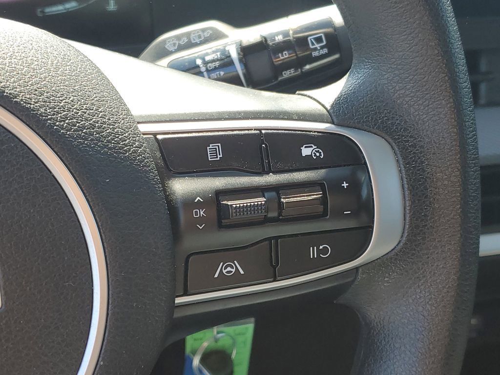 Certified 2024 Kia Sportage LX FWD image 13