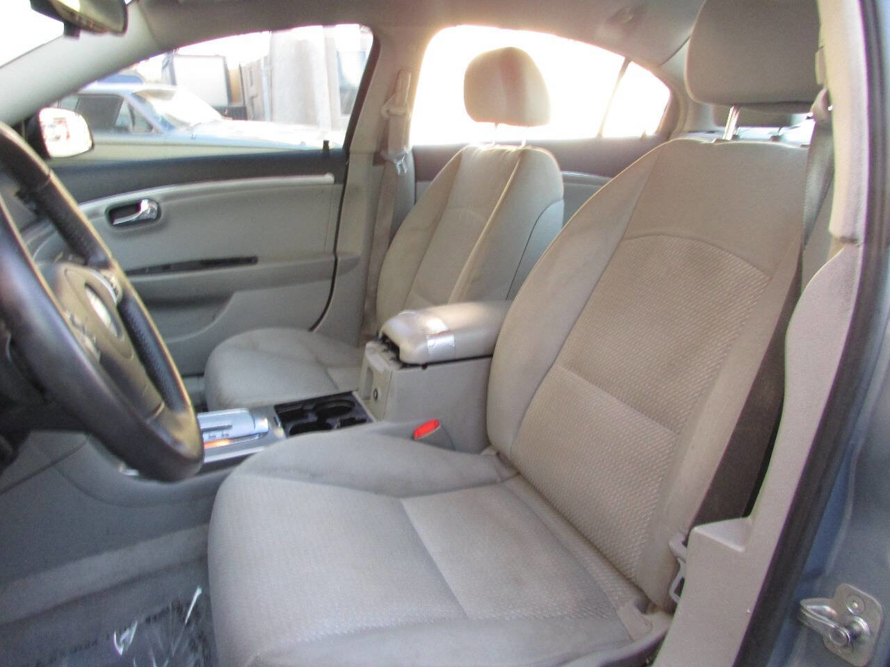 Used 2009 Saturn Aura XE image 8