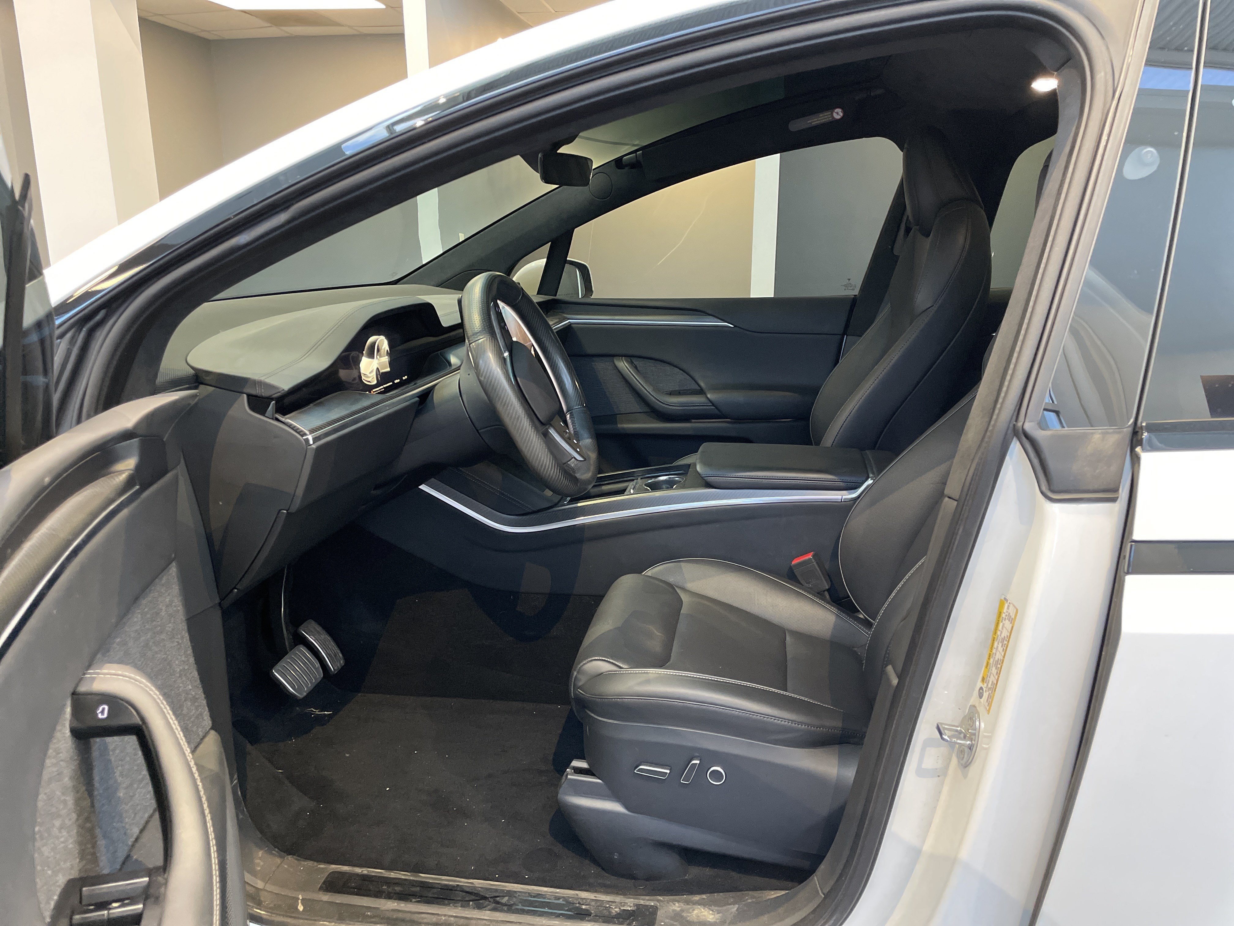 Used 2023 Tesla Model X Plaid AWD/4WD image 15