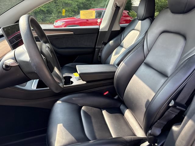 Used 2025 Tesla Model Y Long Range AWD/4WD image 31