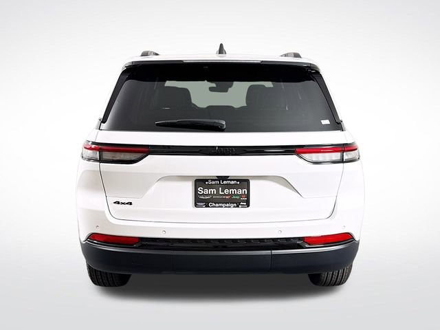 New 2025 Jeep Grand Cherokee Laredo image 6