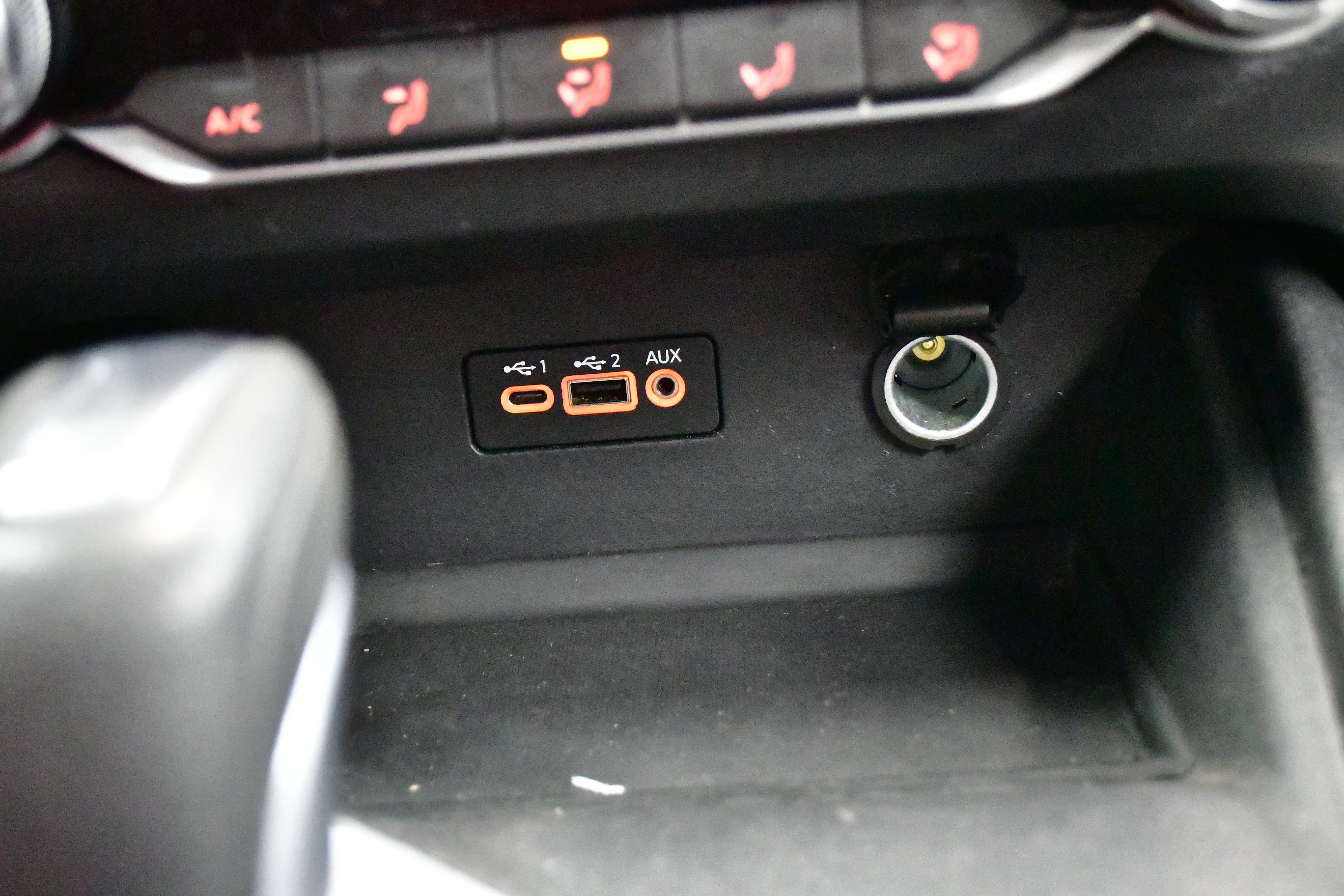 Used 2025 Nissan Altima 2.5 SV FWD image 26