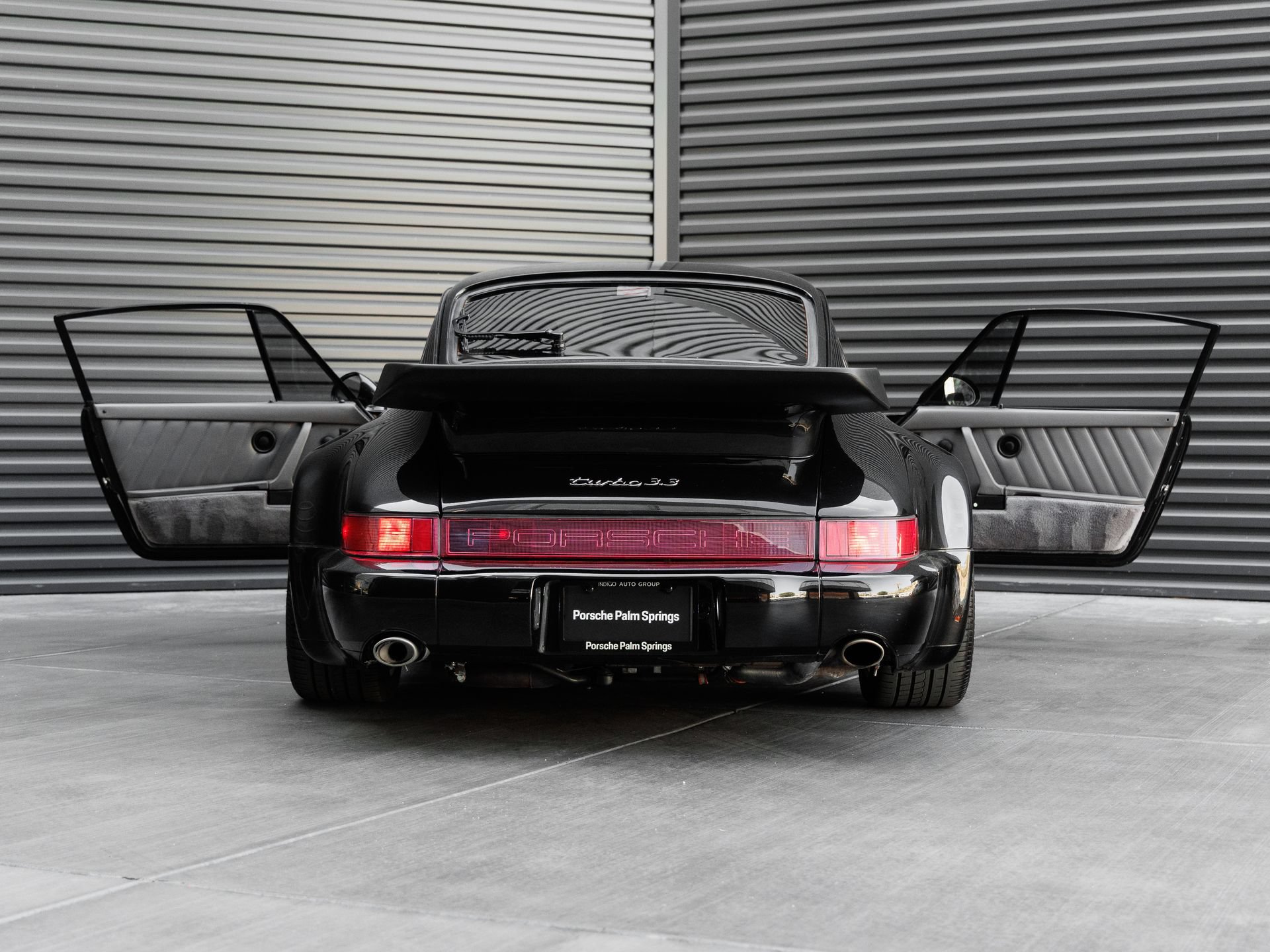 Used 1992 Porsche 911 Turbo RWD image 36
