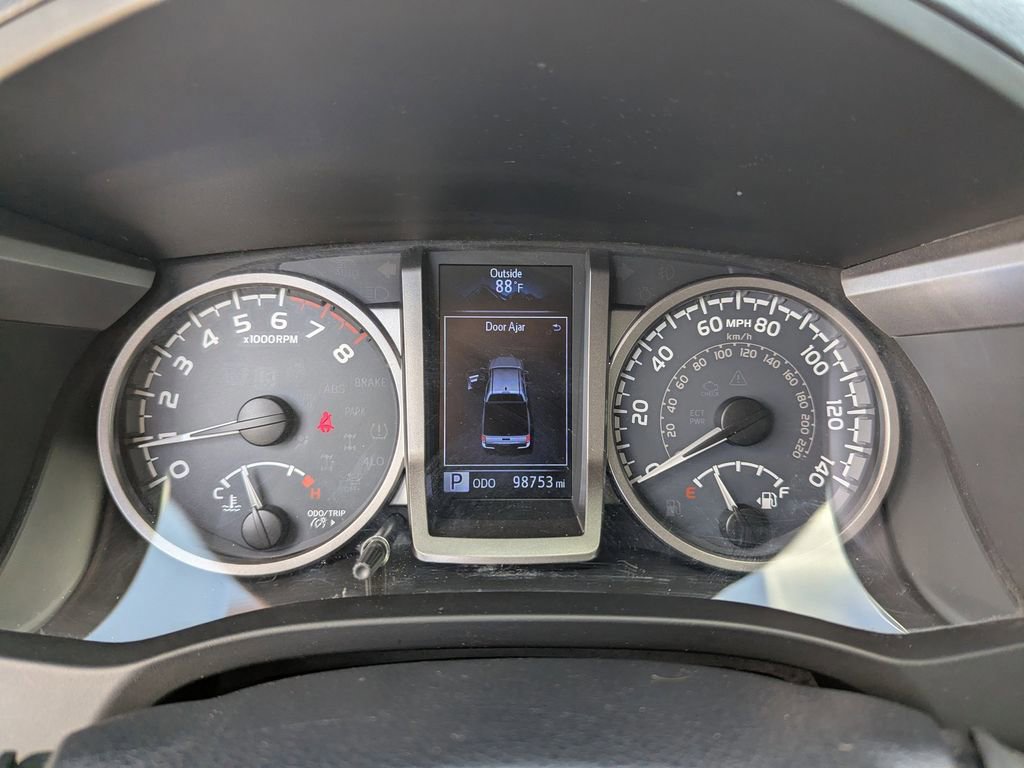 Used 2019 Toyota Tacoma SR5 image 27