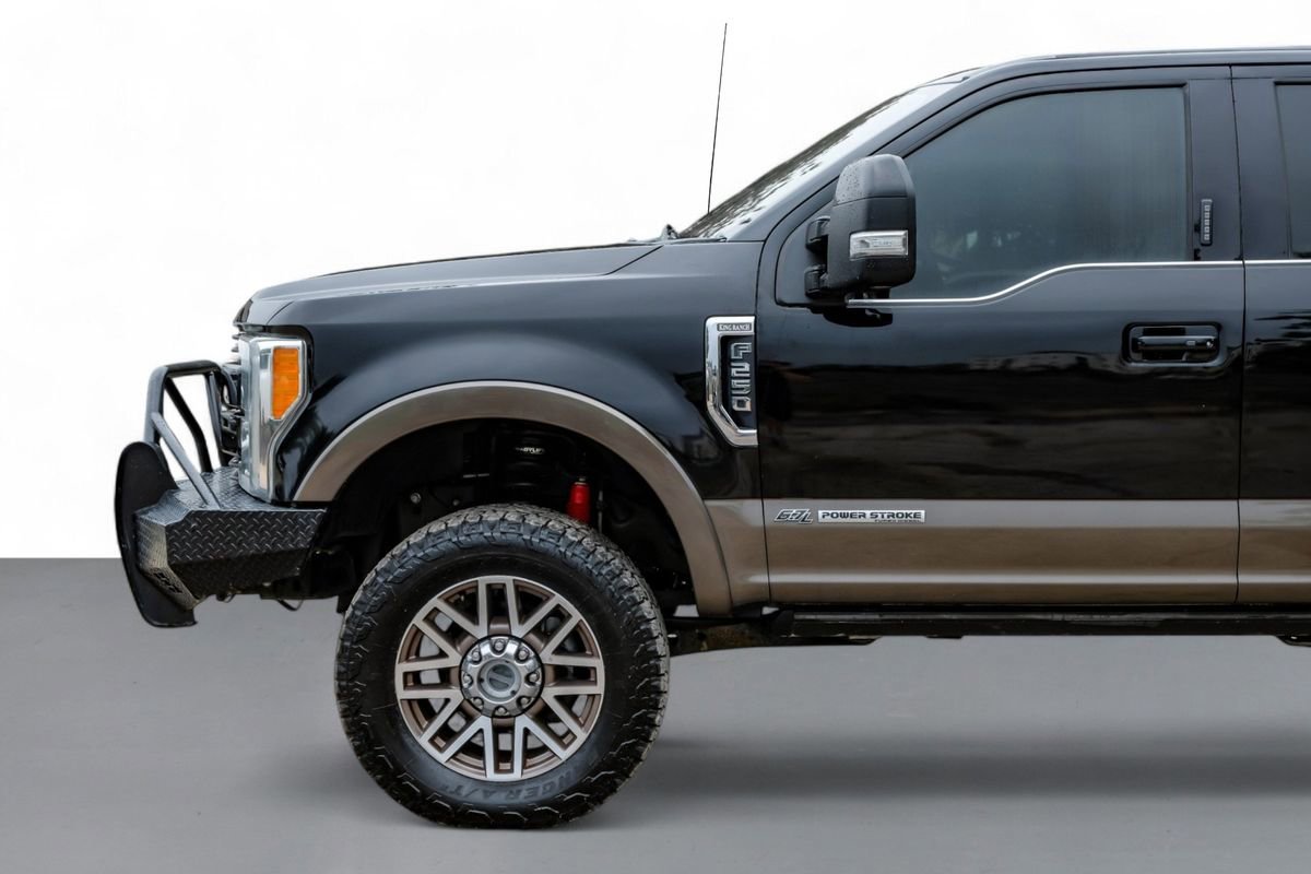 Used 2017 Ford F250 King Ranch w/ King Ranch Ultimate Package AWD/4WD image 10