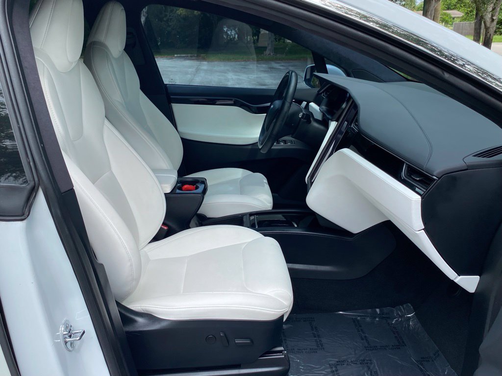 Used 2020 Tesla Model X Long Range AWD/4WD image 17