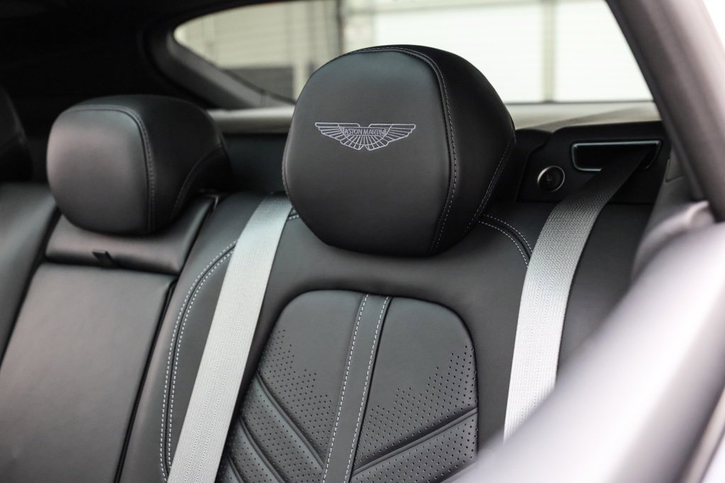 Used 2024 Aston Martin DBX 707 image 16