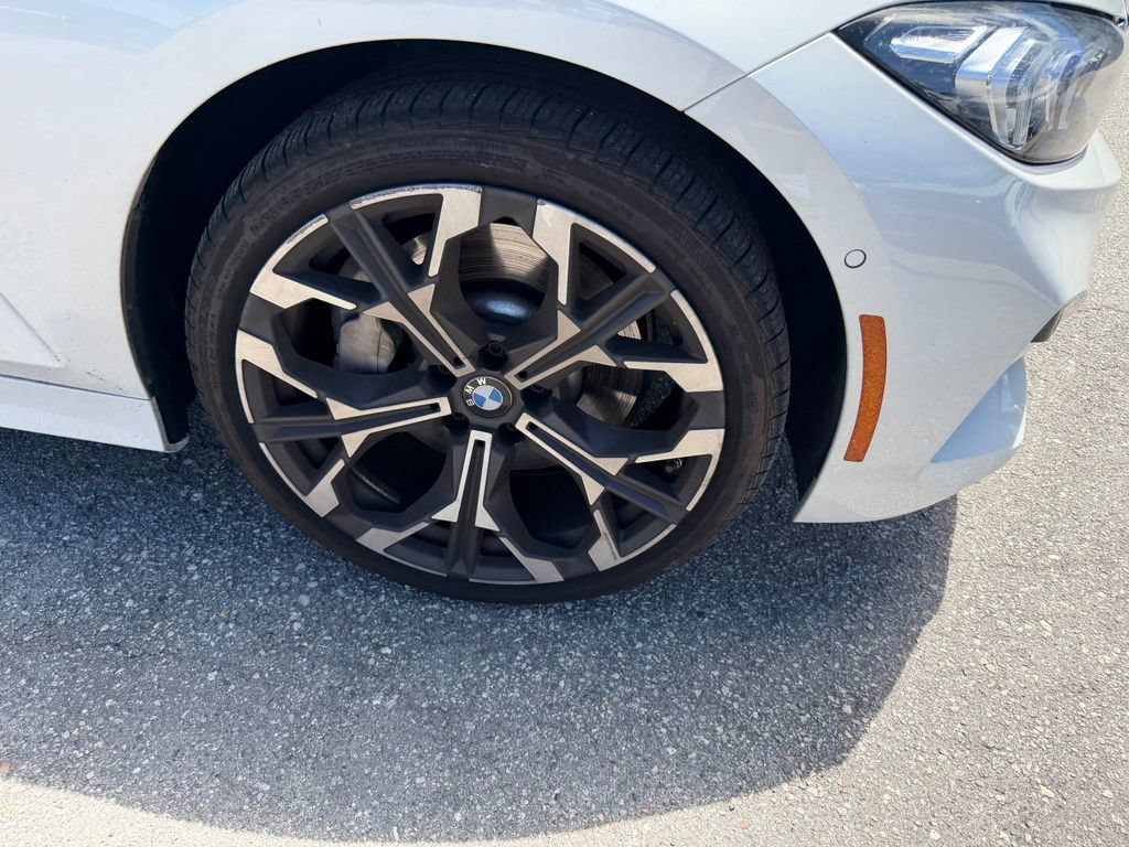 Used 2025 BMW 330i xDrive Sedan w/ M Sport Package AWD/4WD image 14