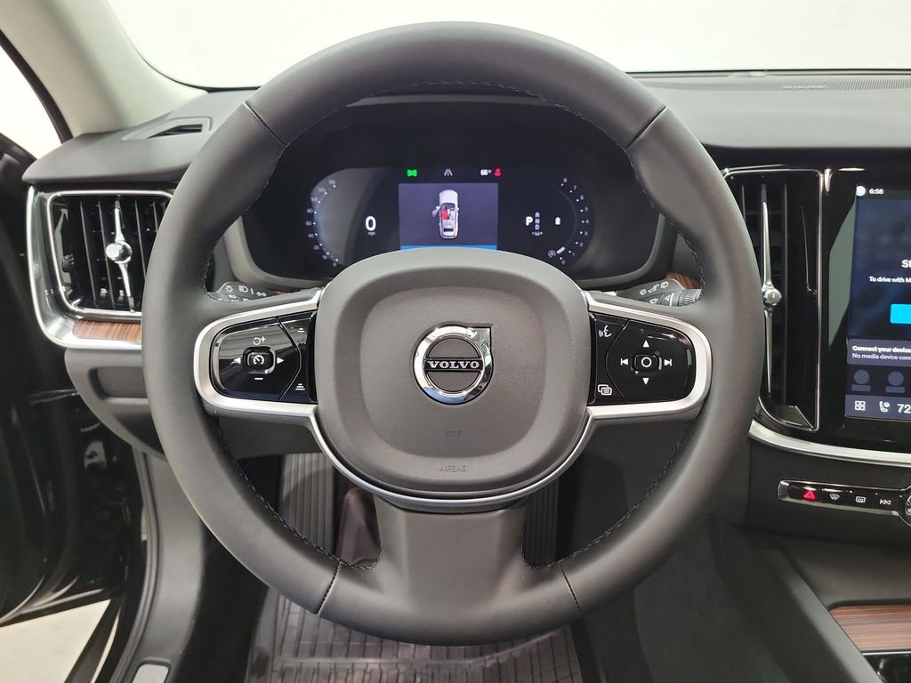 New 2026 Volvo V60 B5 Cross Country Plus w/ Protection Package Premier image 23