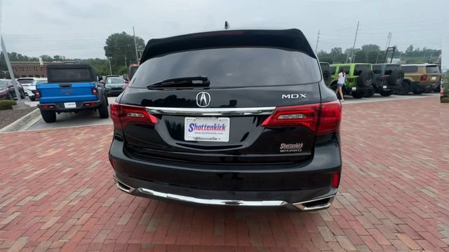 Used 2020 Acura MDX SH-AWD image 9