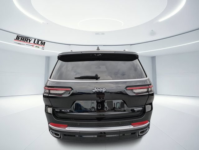 Used 2022 Jeep Grand Cherokee L Summit w/ Advanced Protech Group IV AWD/4WD image 4