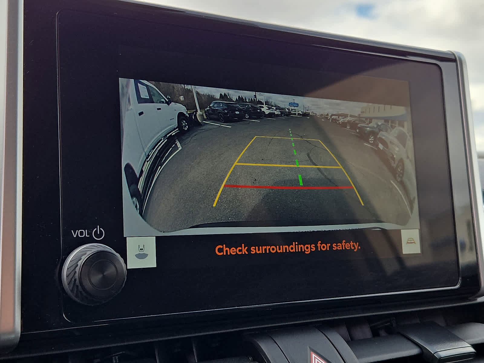 Used 2025 Toyota RAV4 XLE image 19