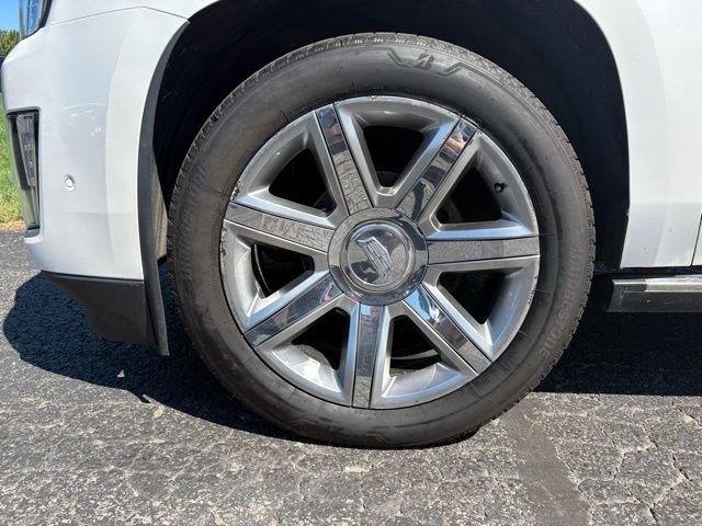 Used 2017 Cadillac Escalade Premium Luxury AWD/4WD image 12