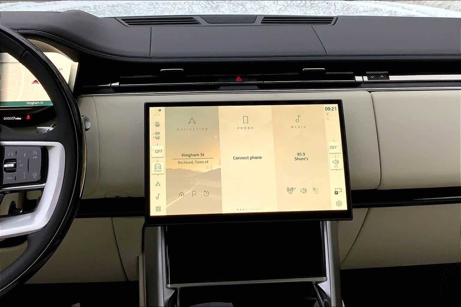 New 2026 Land Rover Range Rover SE AWD/4WD image 7