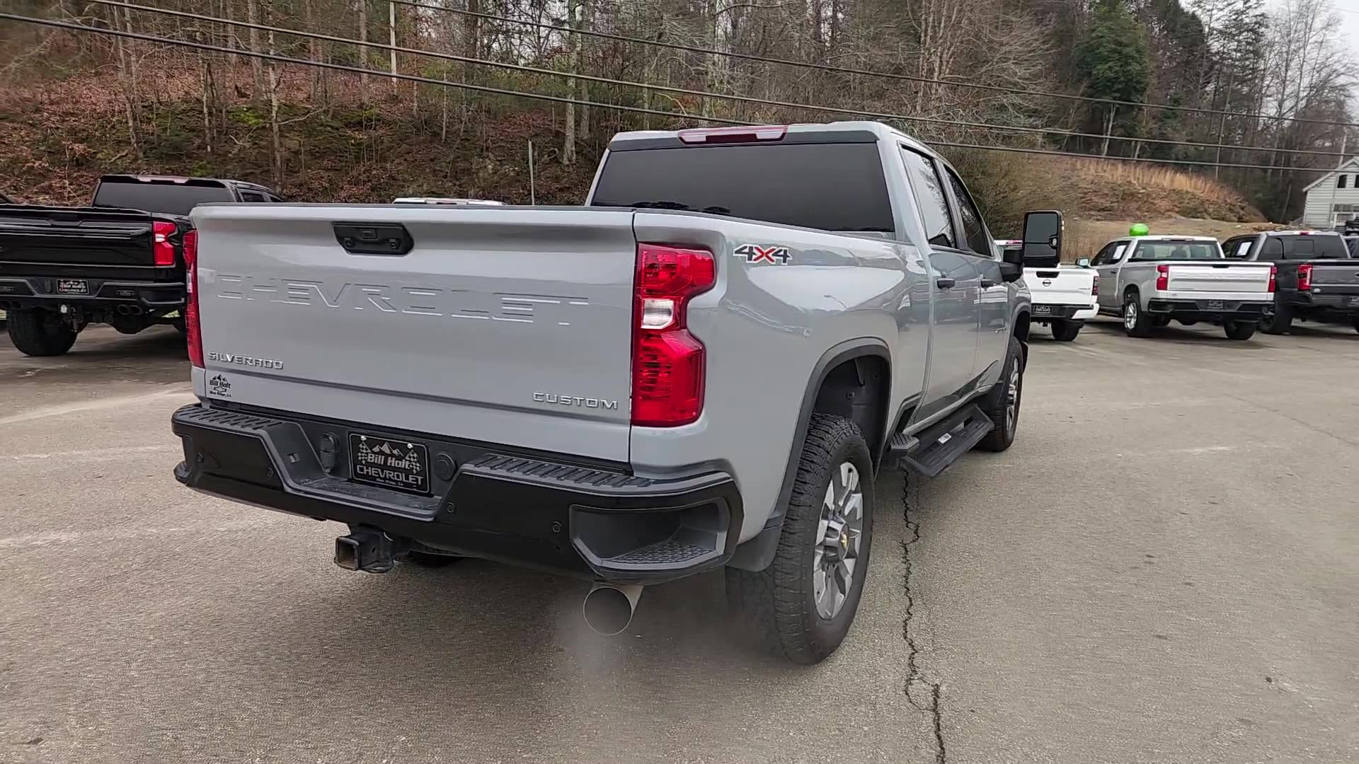 Used 2025 Chevrolet Silverado 2500 Custom w/ Custom Value Package image 5