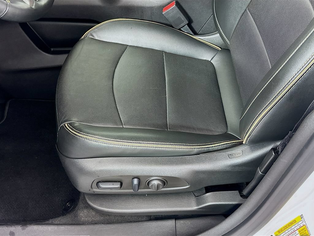 Used 2023 GMC Terrain AT4 AWD/4WD image 19