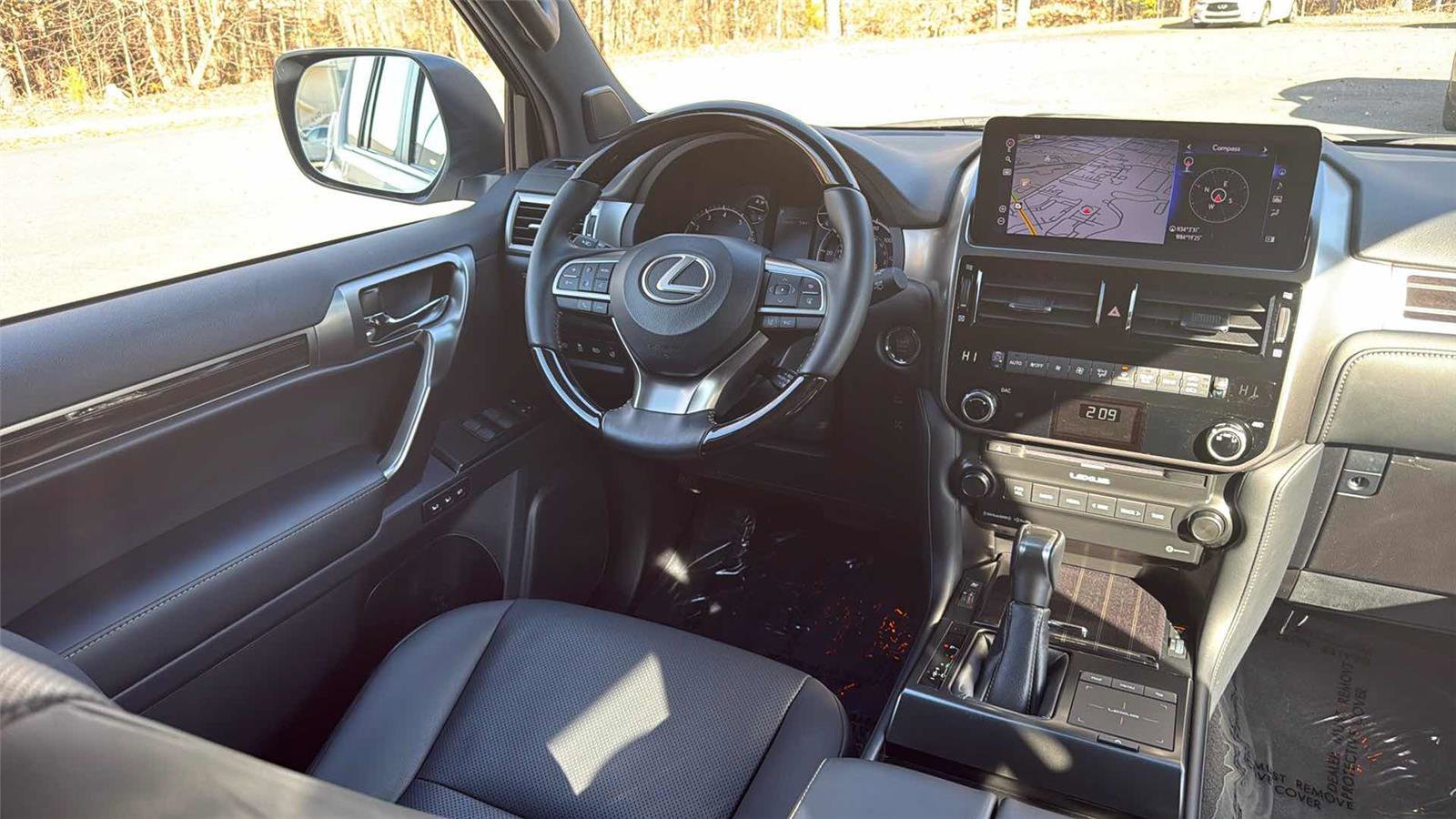 Used 2023 Lexus GX 460 Premium image 13