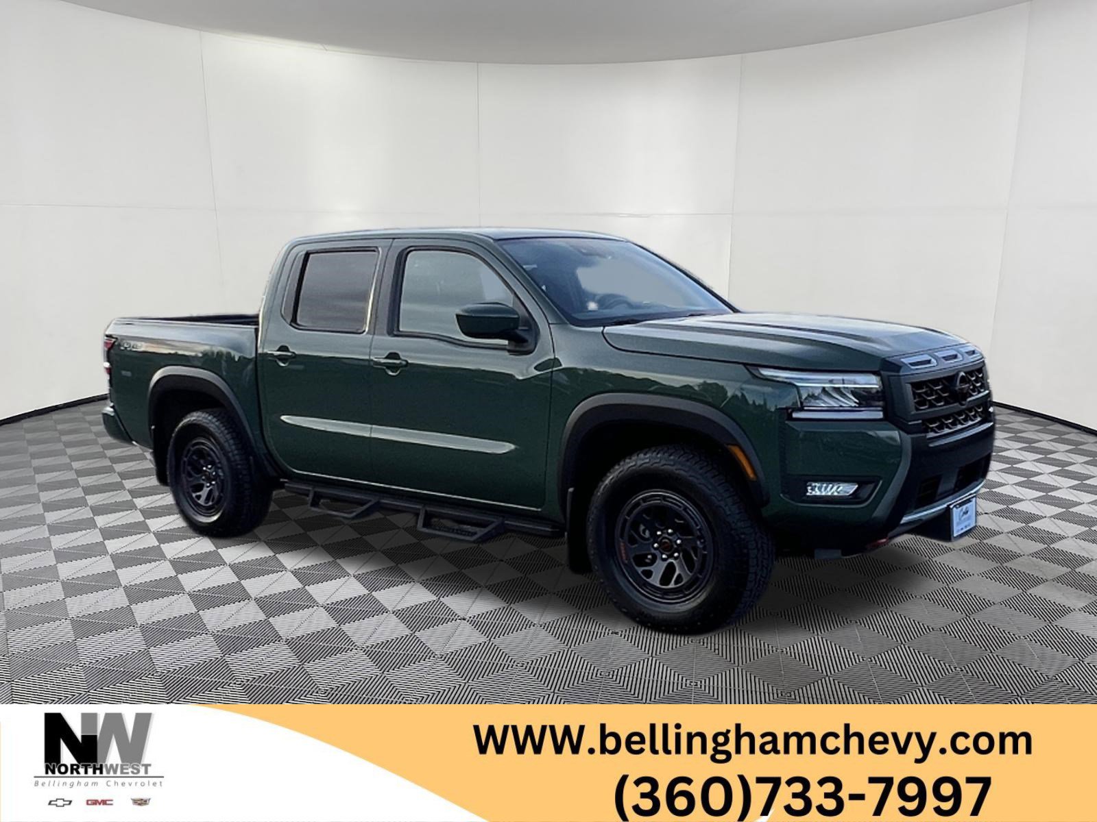 Used 2025 Nissan Frontier PRO-4X AWD/4WD image 1