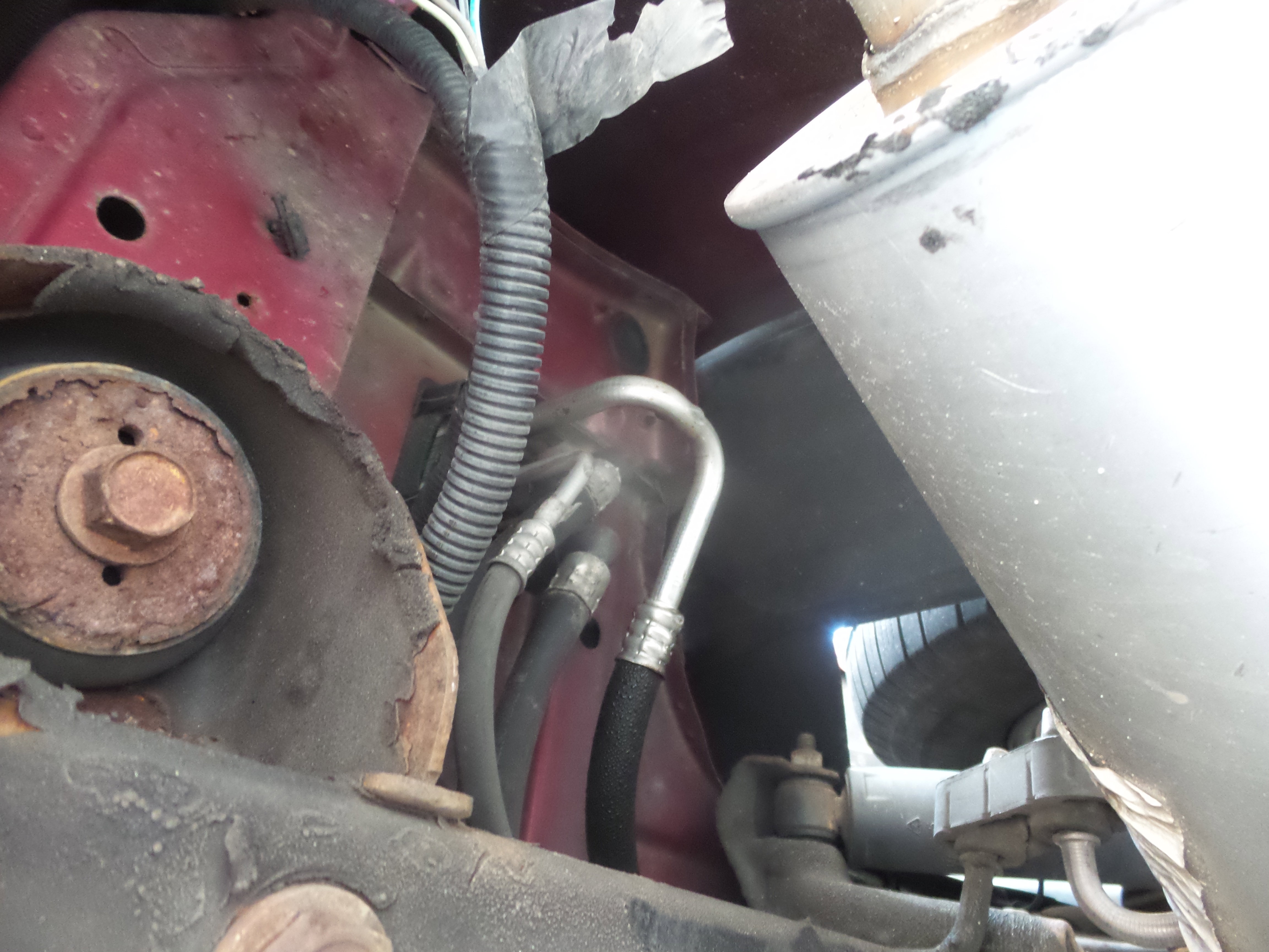 Used 2013 GMC Yukon SLT w/ SLT Chrome Package image 39