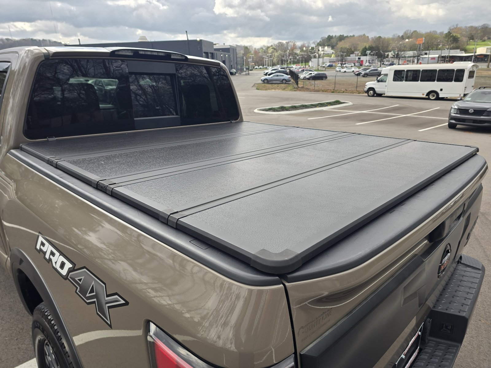 Used 2021 Nissan Titan PRO-4X w/ Pro-4x Convenience Package image 10