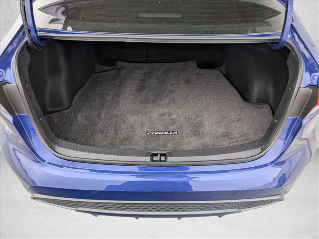 Certified 2022 Toyota Corolla SE w/ Carpet Mat Package (TMS) FWD image 6